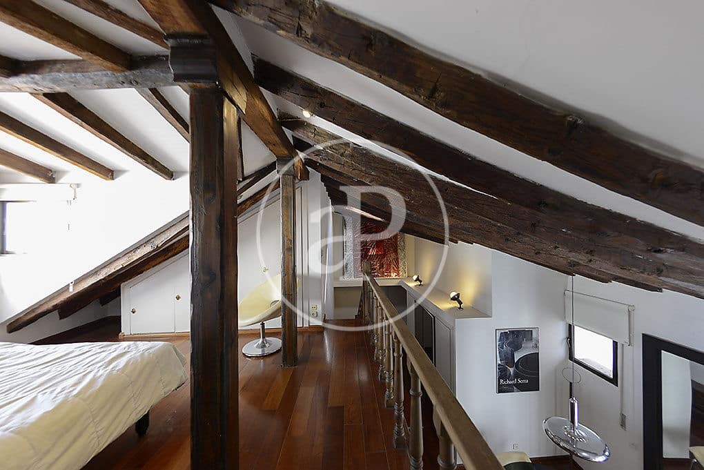 1 soveværelse Penthouse til leje i Madrid by - € 1.700 (Ref: 9599556)