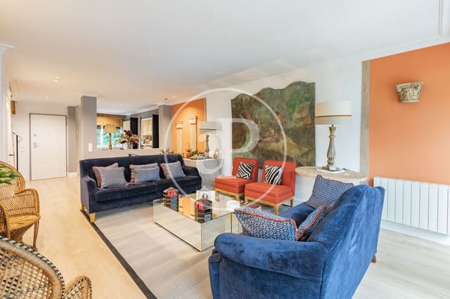 3 soverom Villa til salgs i La Moraleja, Alcobendas med svømmebasseng - € 1 760 000 (Ref: 9599557)