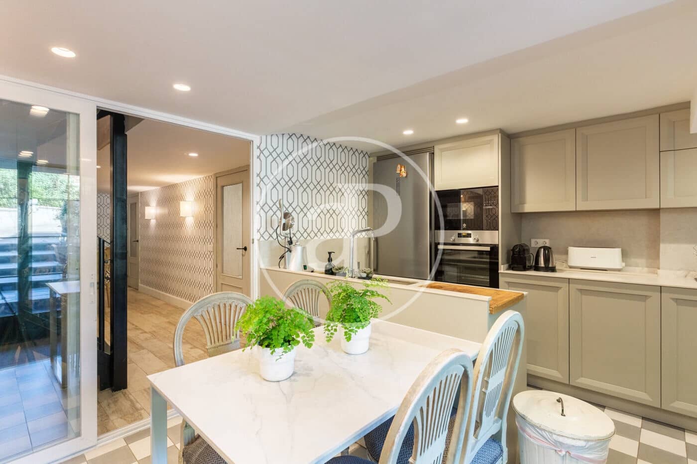 3 bedroom Villa for sale in La Moraleja with pool - € 1,650,000 (Ref: 9599557)