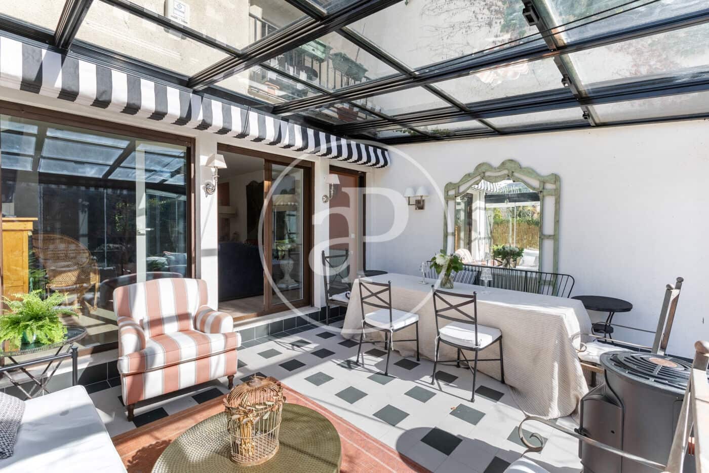 3 bedroom Villa for sale in La Moraleja with pool - € 1,650,000 (Ref: 9599557)