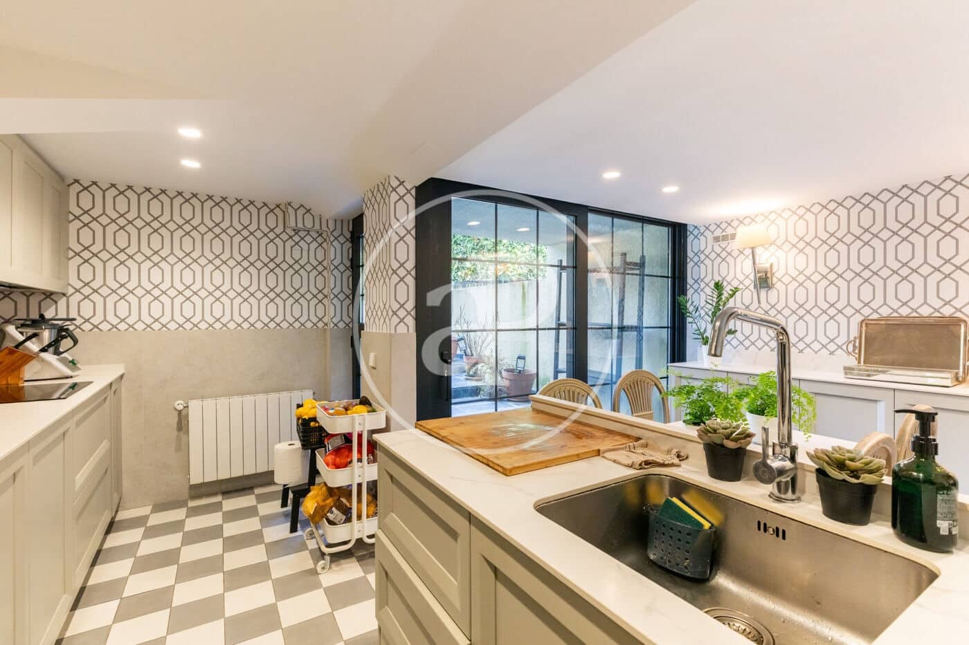 3 bedroom Villa for sale in La Moraleja with pool - € 1,650,000 (Ref: 9599557)