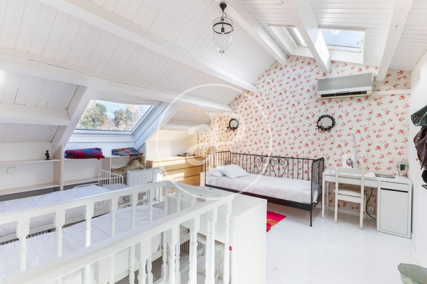 3 bedroom Villa for sale in La Moraleja with pool - € 1,650,000 (Ref: 9599557)