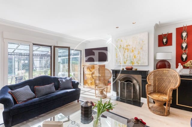 3 bedroom Villa for sale in La Moraleja, Alcobendas with pool - € 1,690,000 (Ref: 9599557)