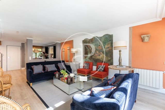 3 bedroom Villa for sale in La Moraleja, Alcobendas with pool - € 1,690,000 (Ref: 9599557)