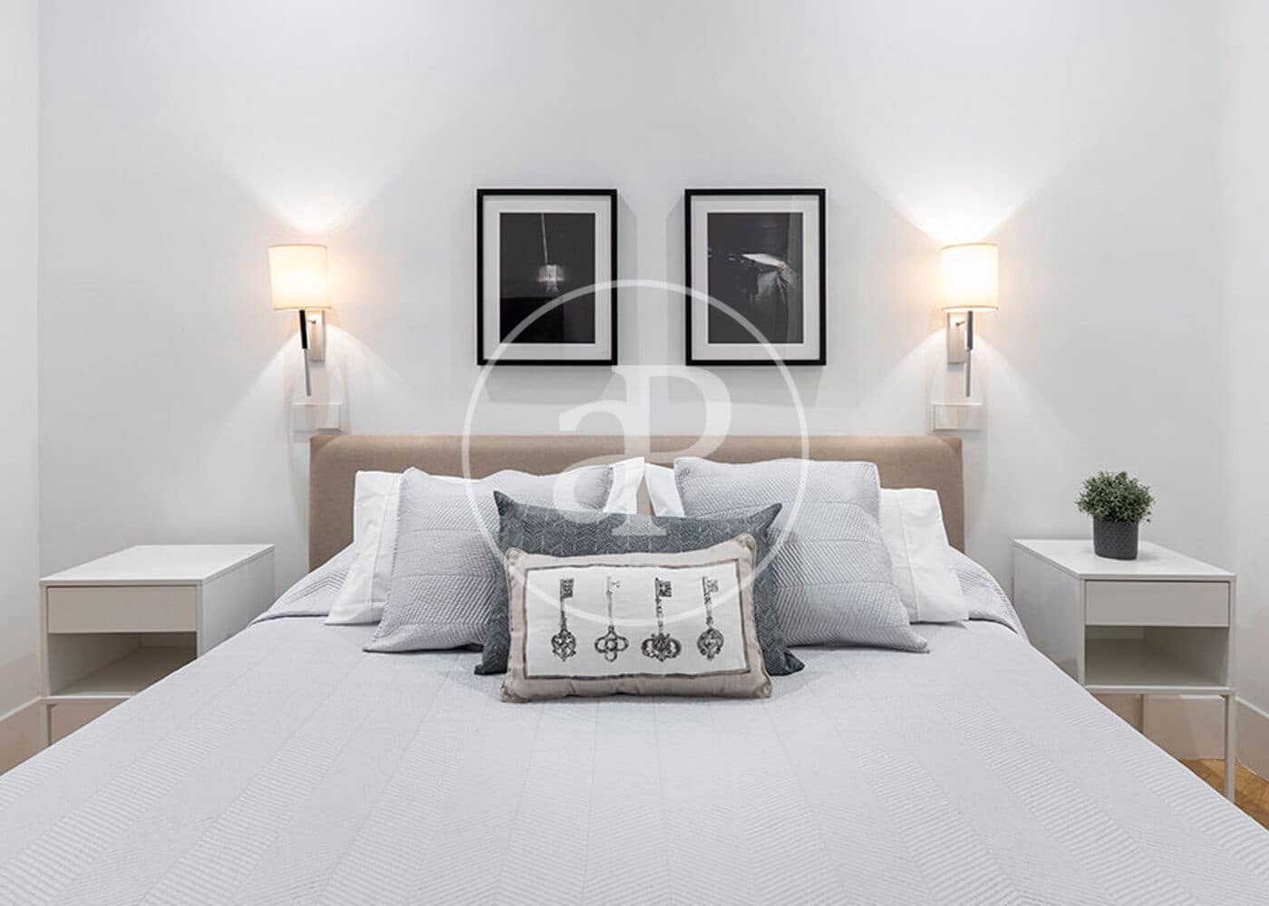 3 slaapkamer Appartement te huur in Madrid stad - € 5.400 (Ref: 9599558)