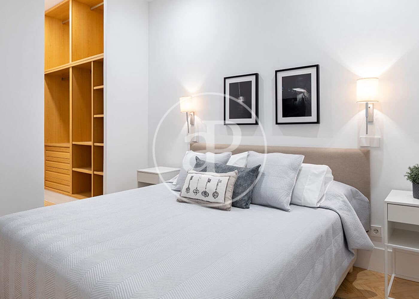 3 slaapkamer Appartement te huur in Madrid stad - € 5.400 (Ref: 9599558)