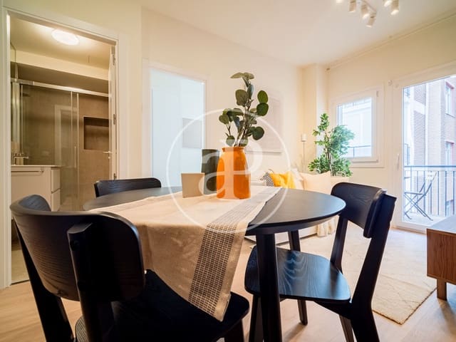 2 sovrum Lägenhet att hyra i Rios Rosas, Madrid stad - 1 900 € (Ref: 9604989)