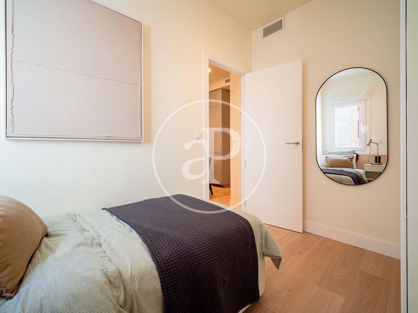 2 sovrum Lägenhet att hyra i Madrid stad - 1 900 € (Ref: 9604989)