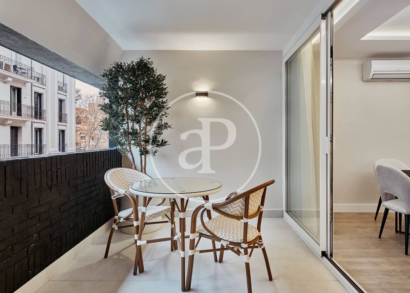 3 soveværelse Lejlighed til salg i Madrid by - € 1.989.000 (Ref: 9608082)