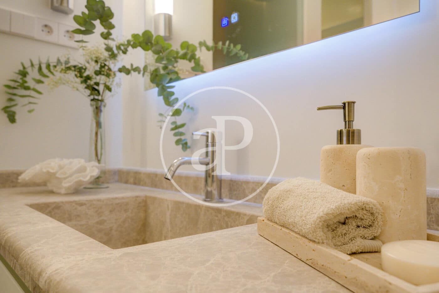 2 quarto Apartamento para venda em Madrid cidade - 2 190 000 € (Ref: 9608083)