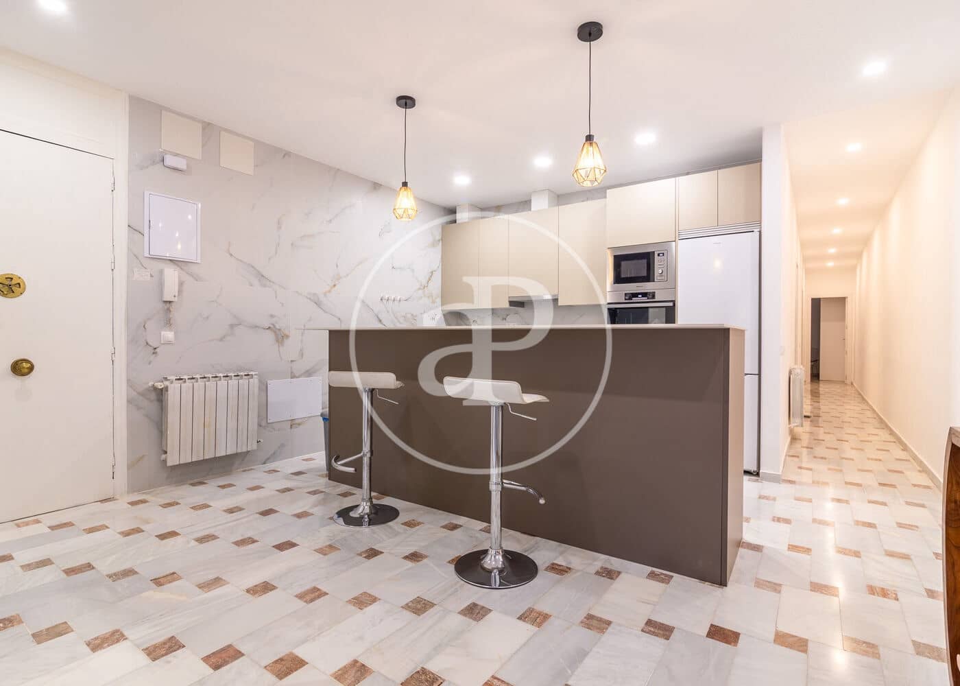 3 sovrum Lägenhet att hyra i Madrid stad - 4 300 € (Ref: 9608084)