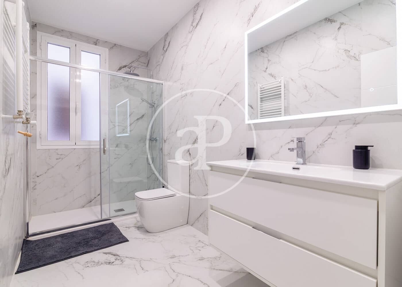 3 sovrum Lägenhet att hyra i Madrid stad - 4 300 € (Ref: 9608084)