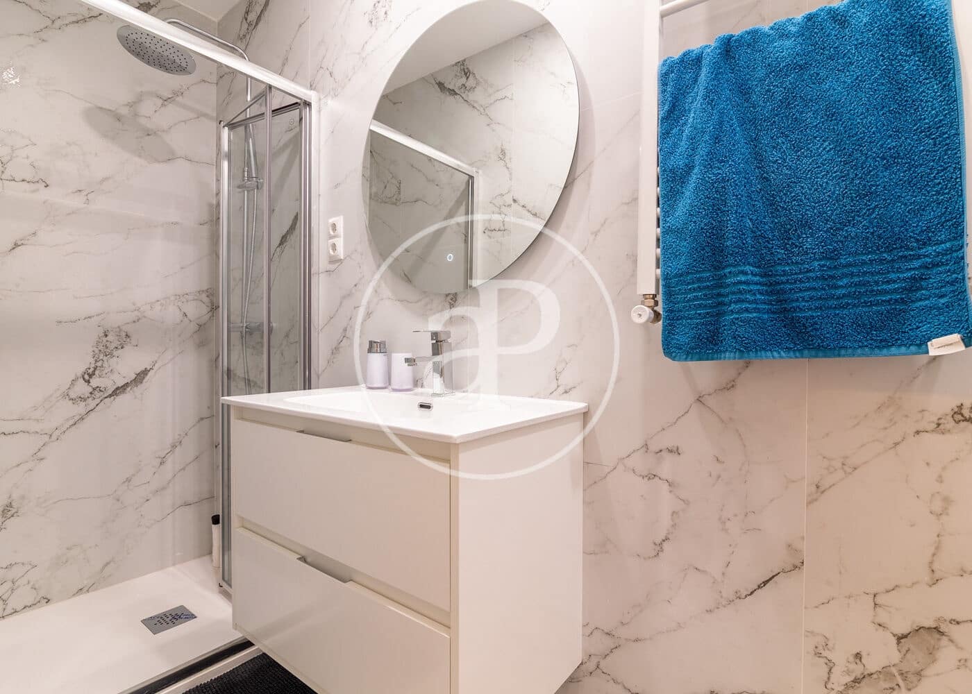 3 sovrum Lägenhet att hyra i Madrid stad - 4 300 € (Ref: 9608084)