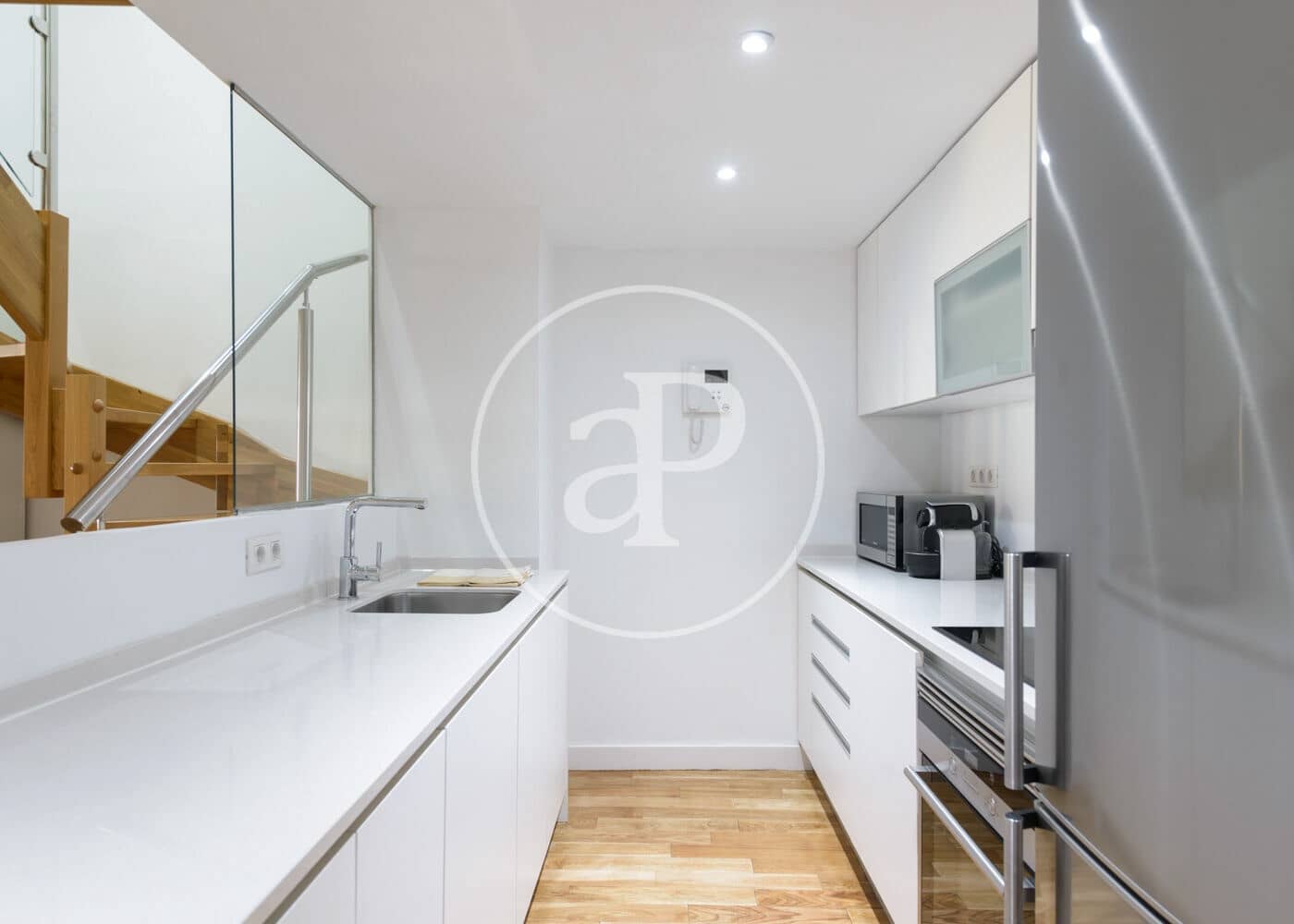 Apartamento de 2 habitaciones en Madrid ciudad en alquiler - 3.150 € (Ref: 9608085)