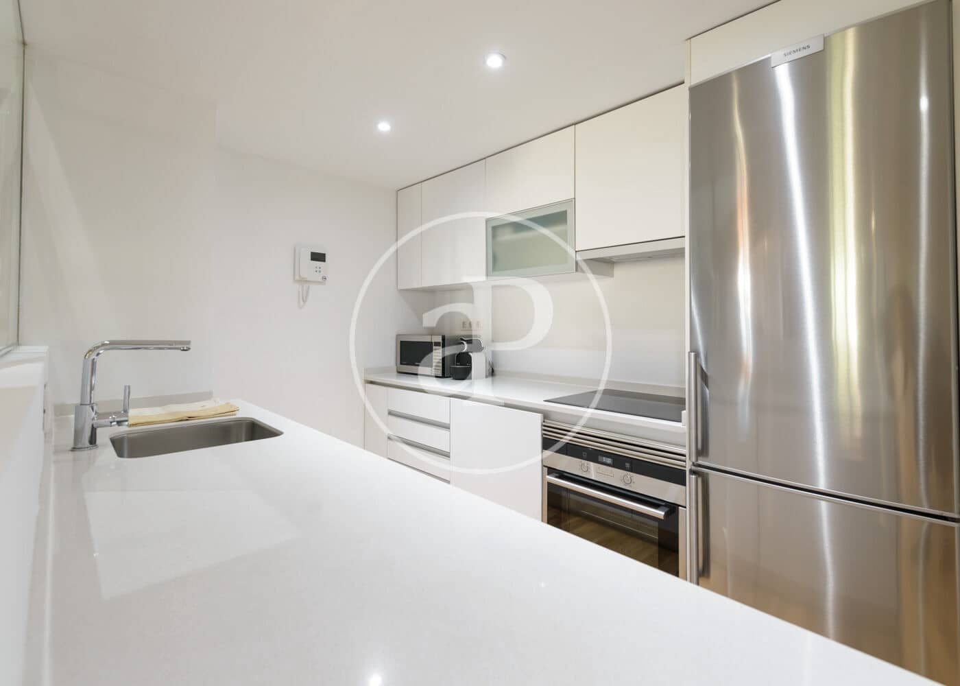 Apartamento de 2 habitaciones en Madrid ciudad en alquiler - 3.150 € (Ref: 9608085)