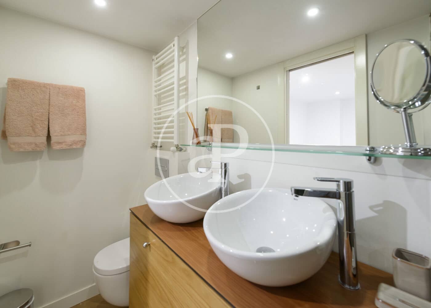 Apartamento de 2 habitaciones en Madrid ciudad en alquiler - 3.150 € (Ref: 9608085)