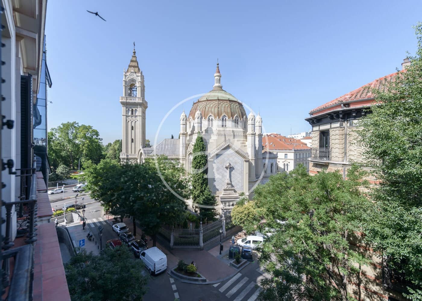 Apartamento de 2 habitaciones en Madrid ciudad en alquiler - 3.150 € (Ref: 9608085)