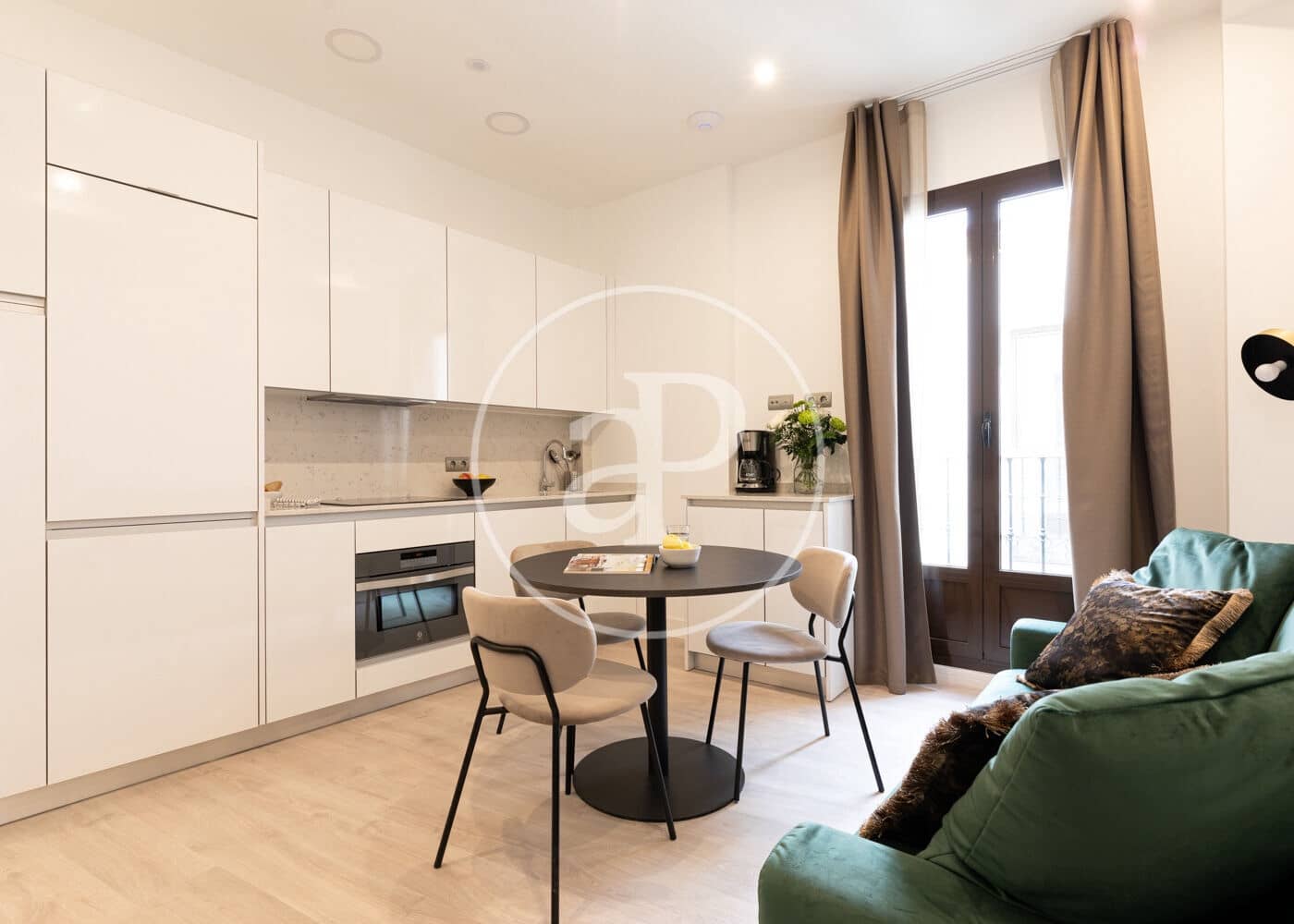 2 soverom Leilighet til leie i Madrid by - € 1 850 (Ref: 9608086)