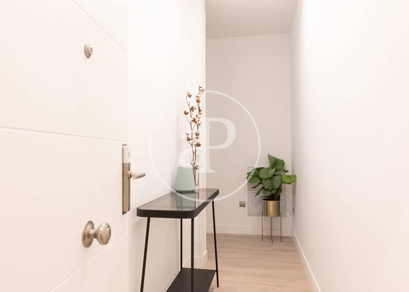 2 soverom Leilighet til leie i Madrid by - € 1 850 (Ref: 9608086)