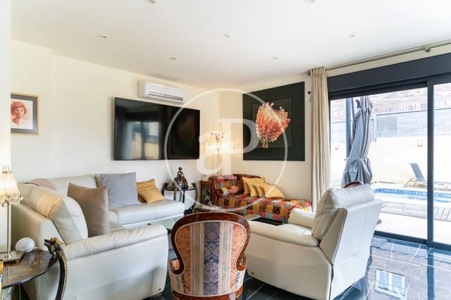 5 makuuhuone Huvila myytävänä paikassa Pozuelo de Alarcón - 1 625 000 € (Ref: 9608087)