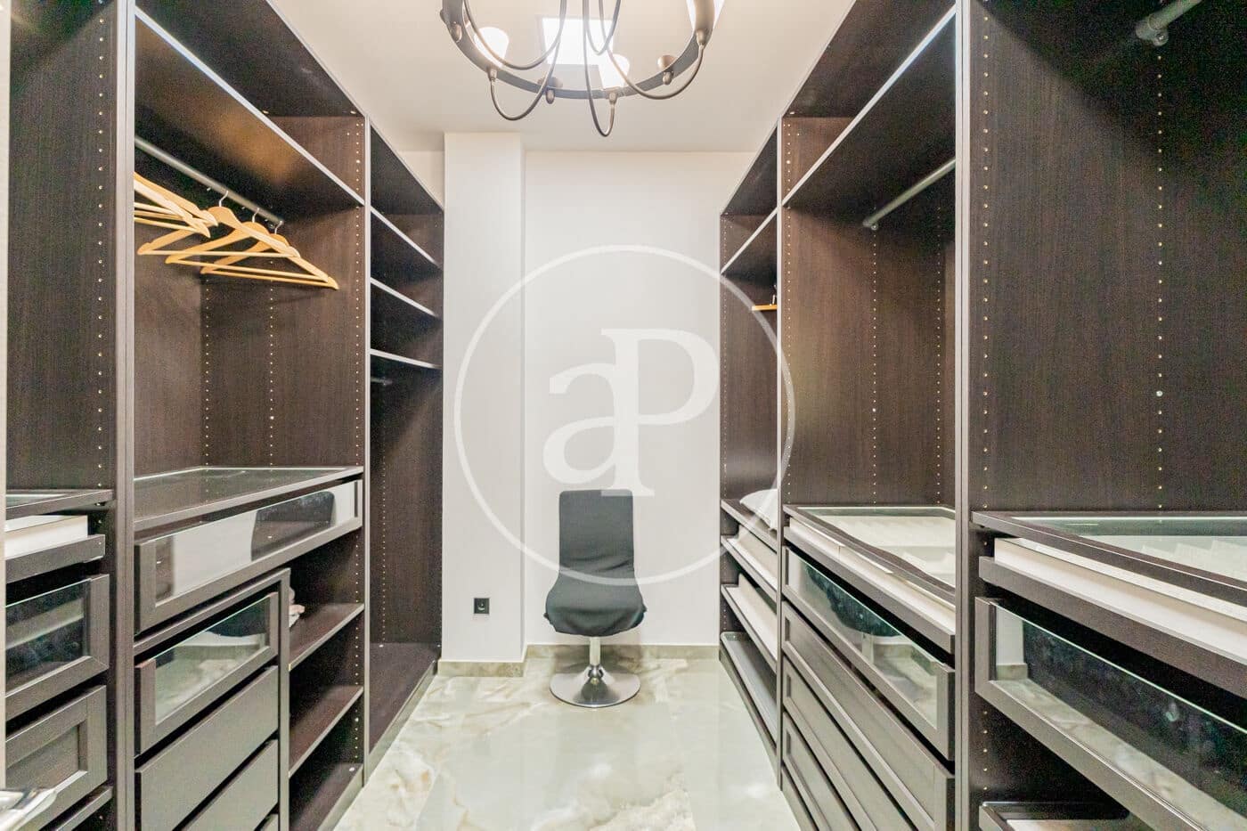 5 makuuhuone Huvila myytävänä paikassa Pozuelo de Alarcon - 1 625 000 € (Ref: 9608087)