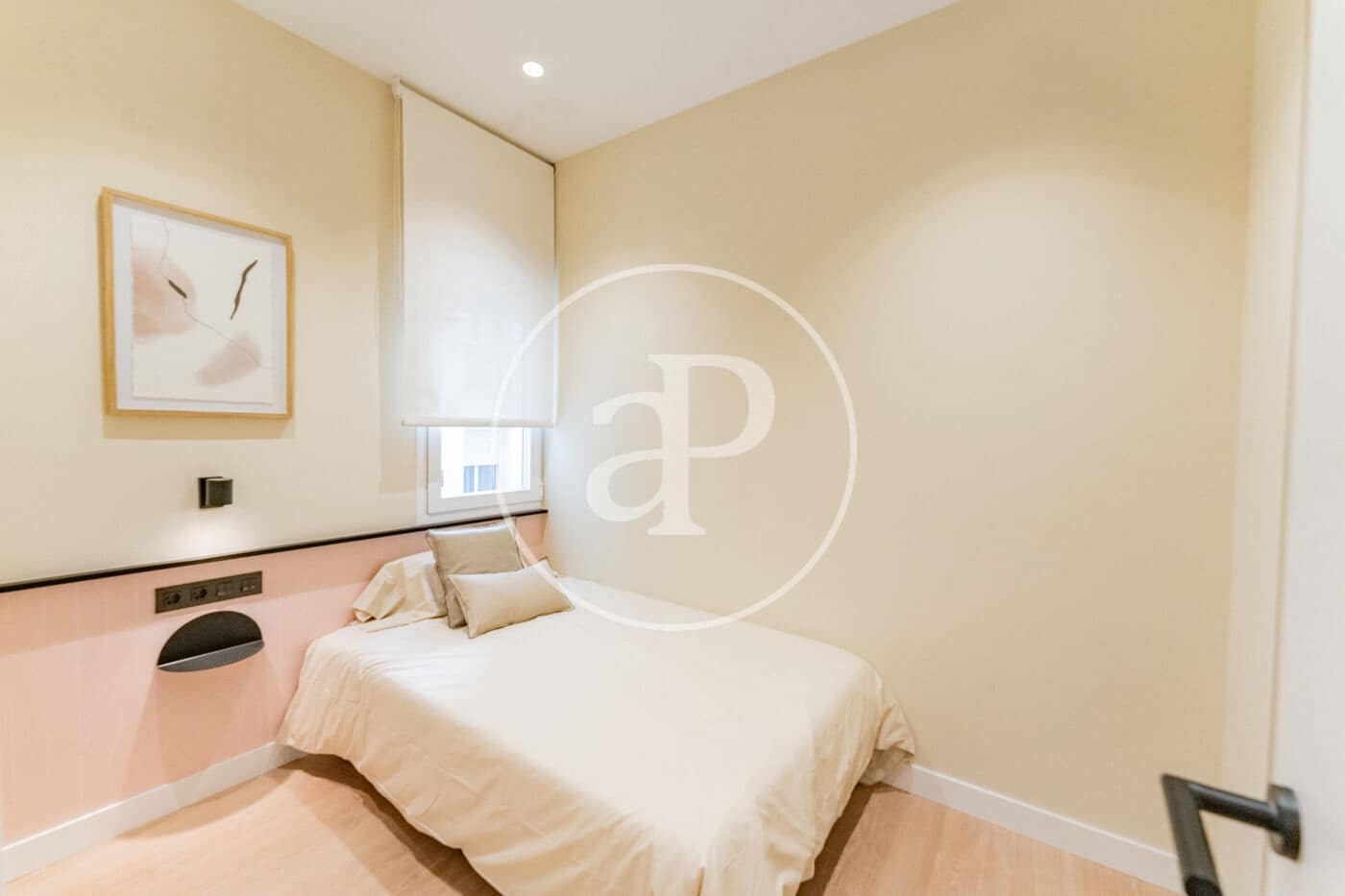 2 sovrum Lägenhet att hyra i Madrid stad - 1 900 € (Ref: 9608089)