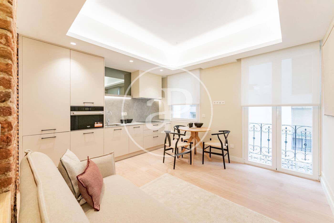 2 sovrum Lägenhet att hyra i Madrid stad - 1 900 € (Ref: 9608089)