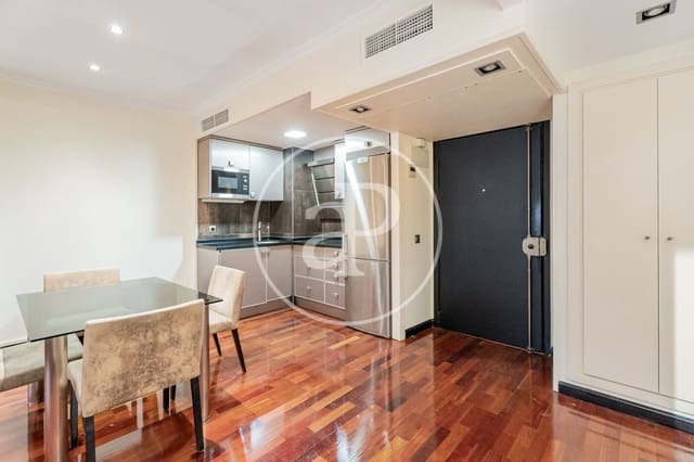 1 sovrum Lägenhet att hyra i Castellana, Madrid stad - 1 800 € (Ref: 9611549)