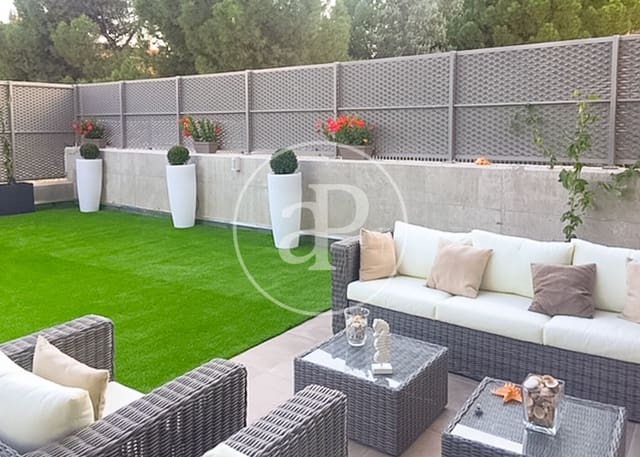 3 chambre Appartement à vendre à Peñagrande, Madrid ville avec piscine - 1 090 000 € (Ref: 9611551)