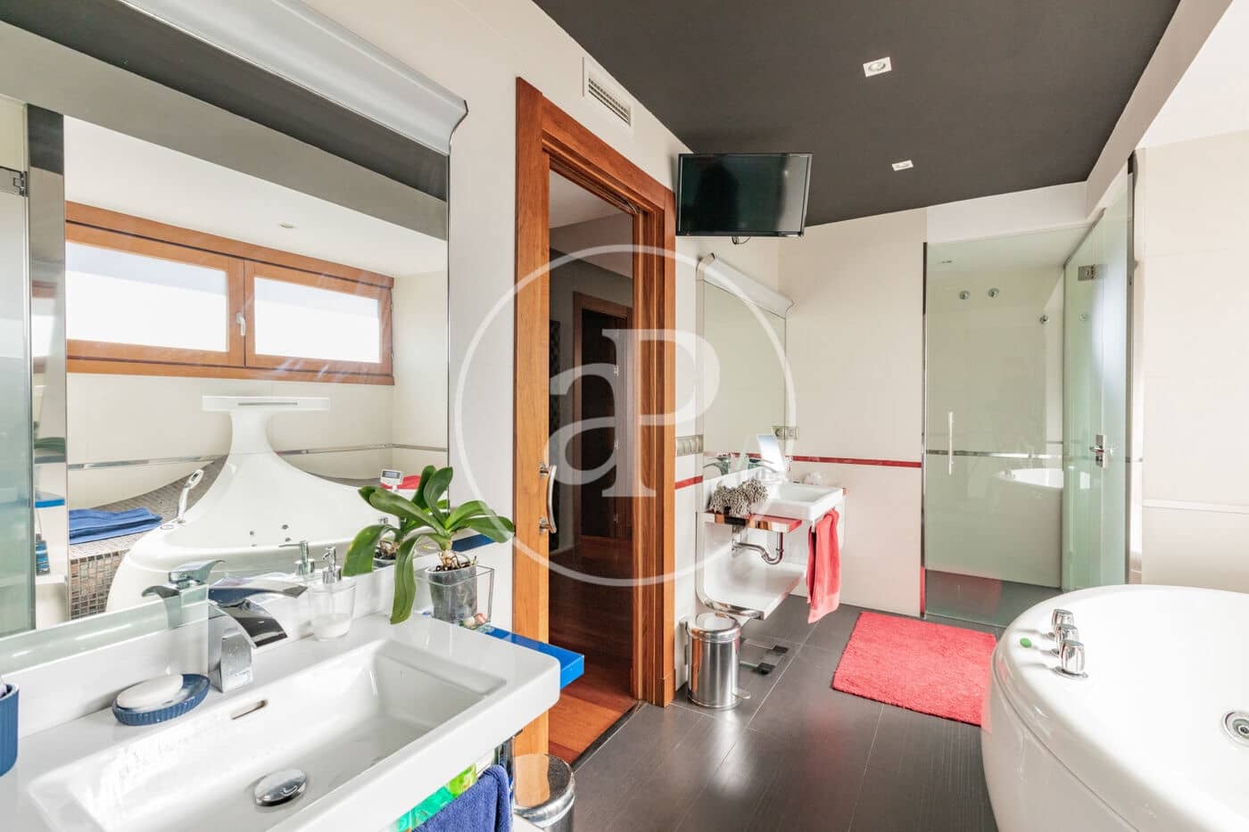 5 soverom Villa til salgs i Madrid by med svømmebasseng - € 3 500 000 (Ref: 9611552)