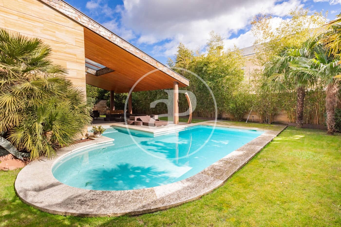 5 soverom Villa til salgs i Madrid by med svømmebasseng - € 3 500 000 (Ref: 9611552)