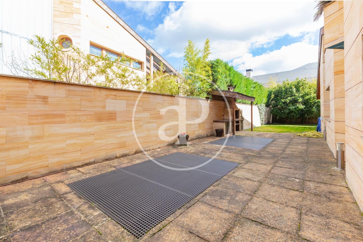 5 soverom Villa til salgs i Madrid by med svømmebasseng - € 3 500 000 (Ref: 9611552)