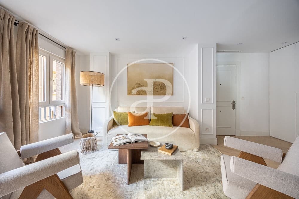 3 bedroom Apartment for sale in Madrid city - € 2,500,000 (Ref: 9611553)