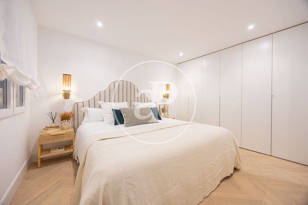 3 bedroom Apartment for sale in Madrid city - € 2,500,000 (Ref: 9611553)