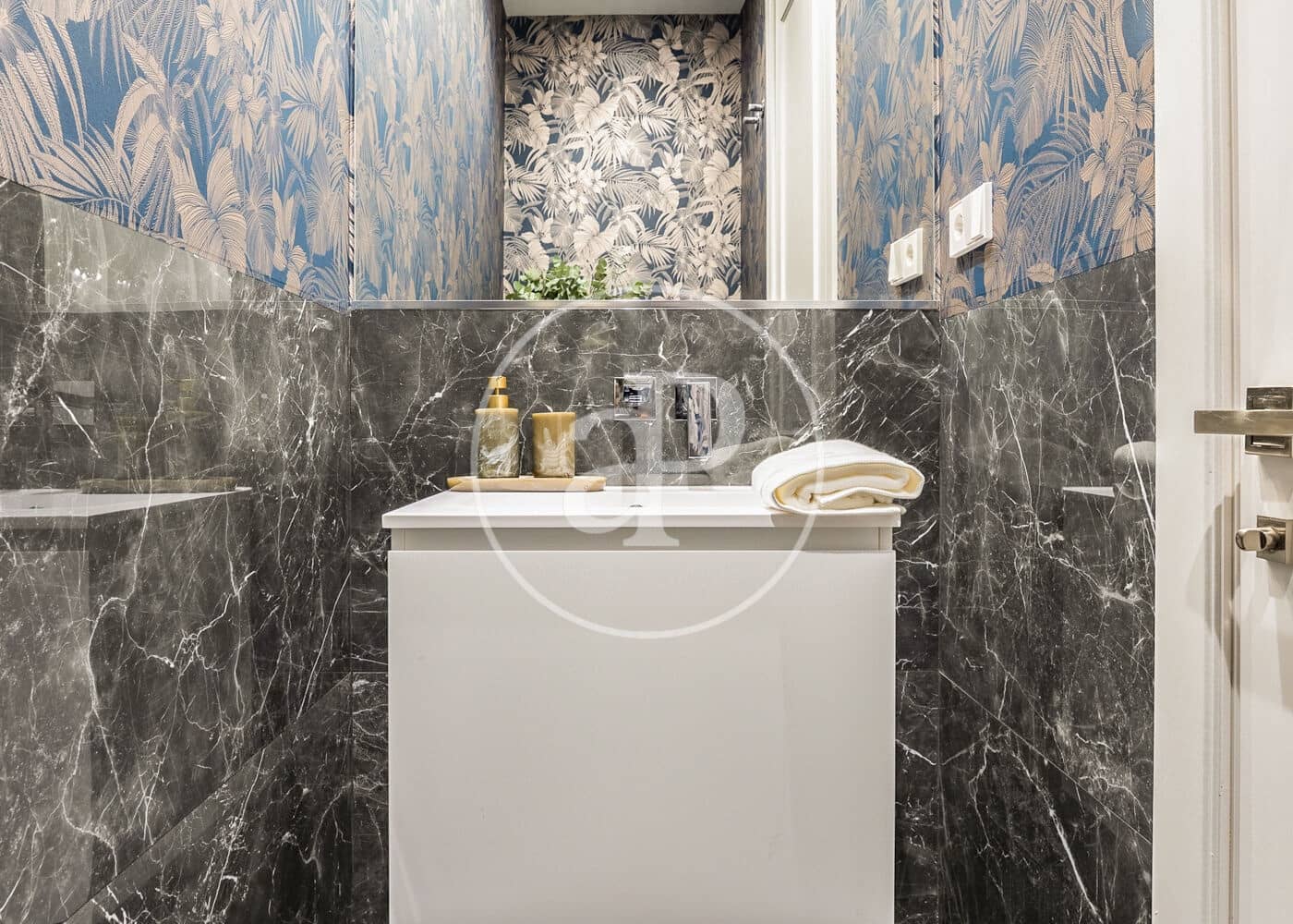 3 bedroom Apartment for sale in Madrid city - € 3,900,000 (Ref: 9611554)