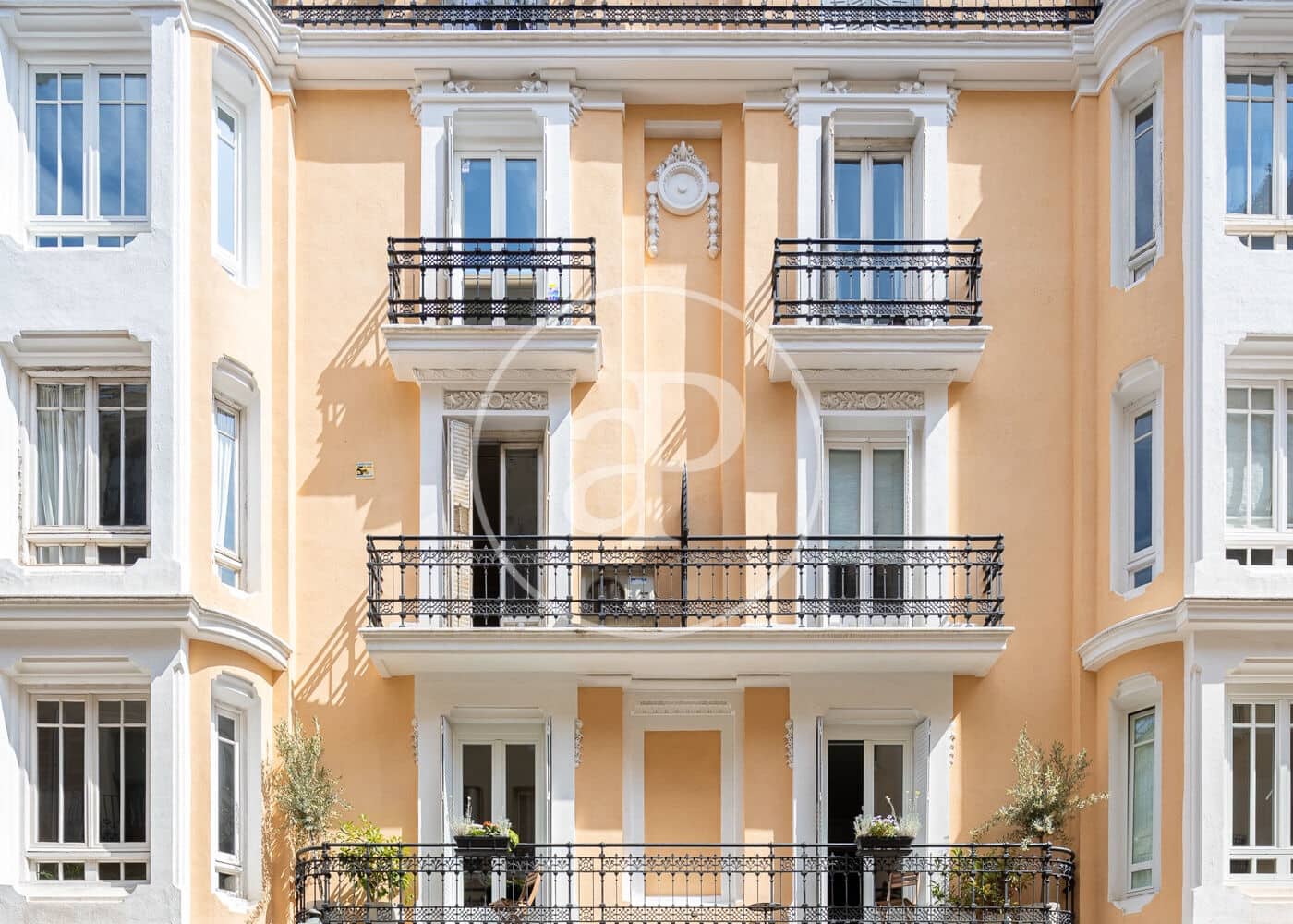 3 bedroom Apartment for sale in Madrid city - € 3,900,000 (Ref: 9611554)