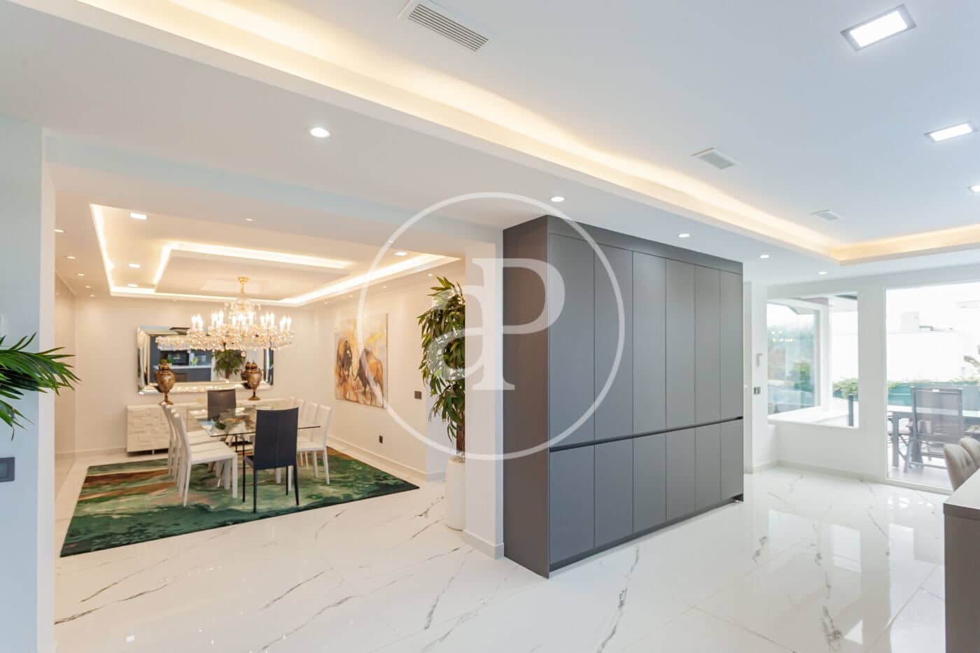 5 slaapkamer Villa te koop in Las Rozas de Madrid met zwembad - € 3.800.000 (Ref: 9611555)