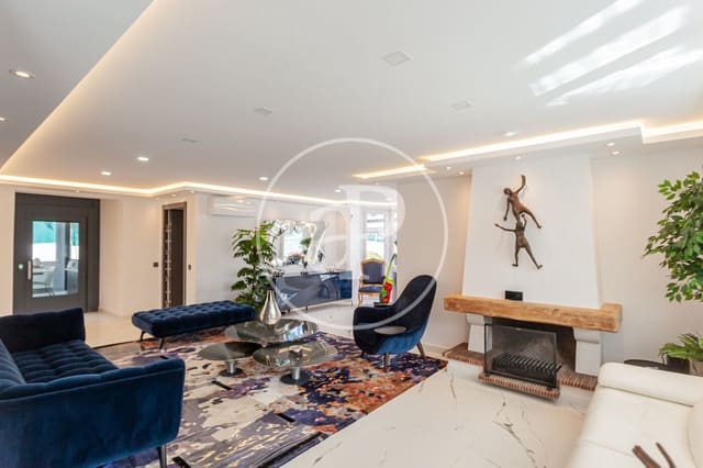 5 sovrum Villa till salu i Las Rozas de Madrid med pool - 3 800 000 € (Ref: 9611555)