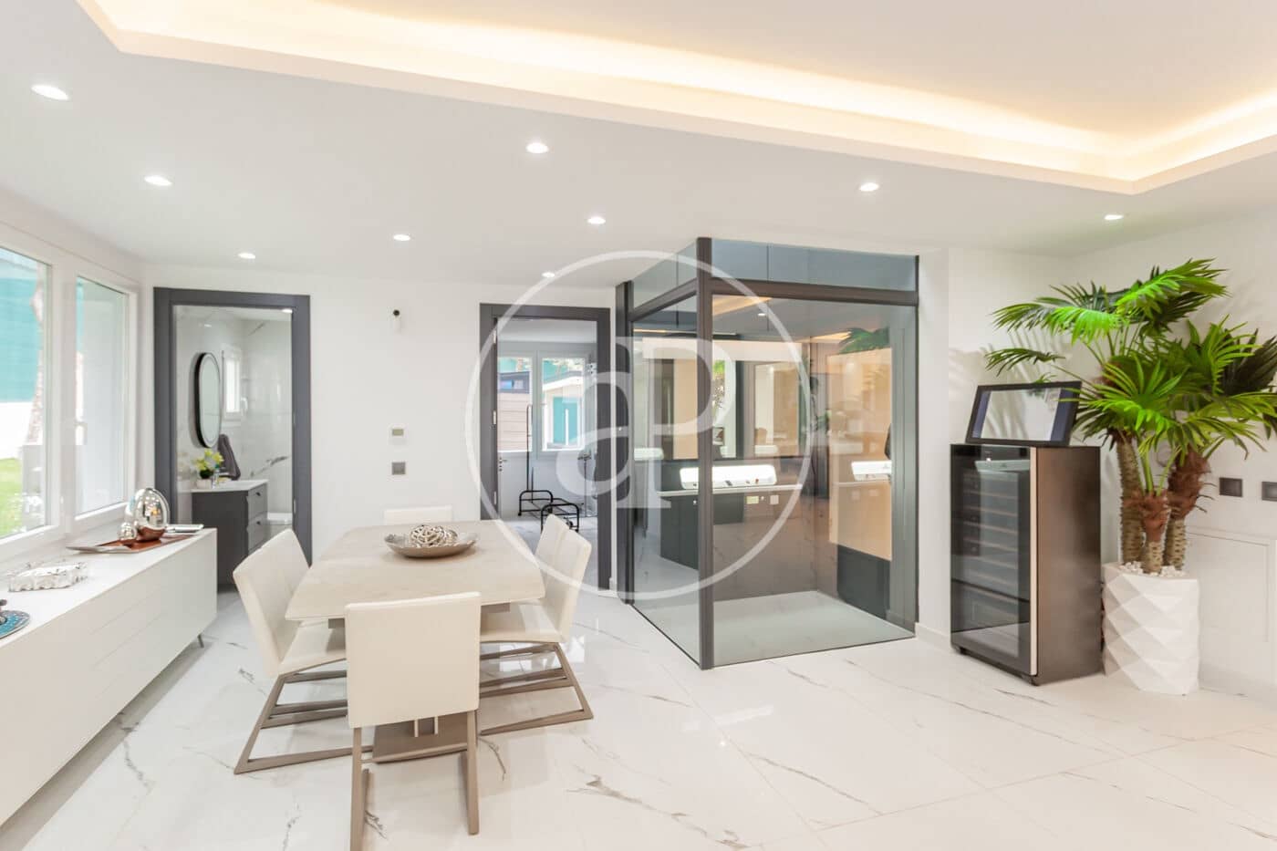 5 slaapkamer Villa te koop in Las Rozas de Madrid met zwembad - € 3.800.000 (Ref: 9611555)