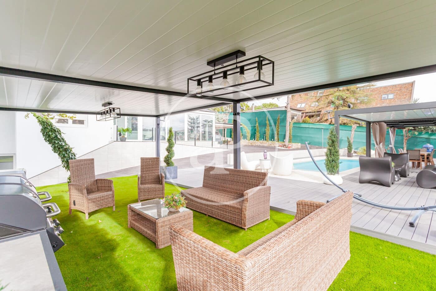 5 slaapkamer Villa te koop in Las Rozas de Madrid met zwembad - € 3.800.000 (Ref: 9611555)