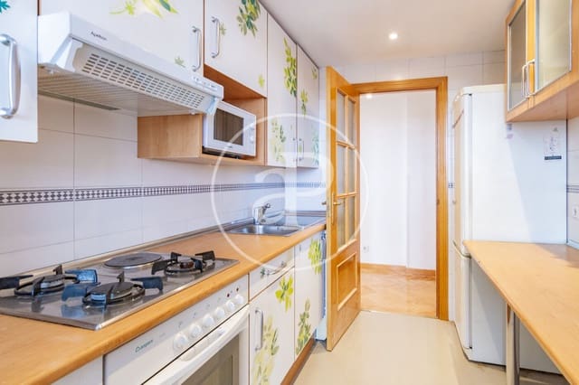 3 sypialnia Apartament do wynajęcia w Costillares, Miasto Madryt z basenem - 2 500 € (Ref: 9611556)