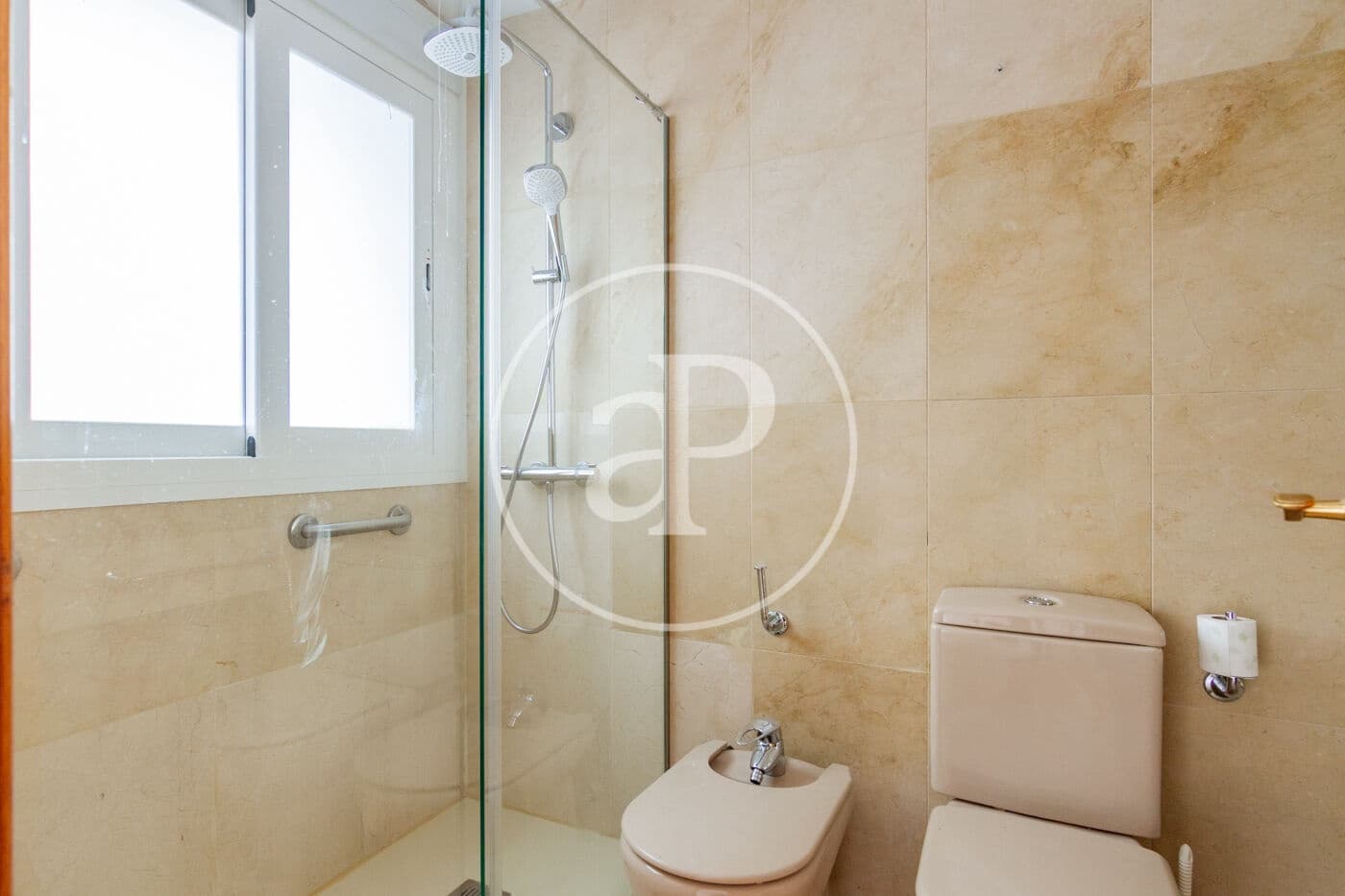 3 sypialnia Apartament do wynajęcia w Miasto Madryt z basenem - 2 500 € (Ref: 9611556)