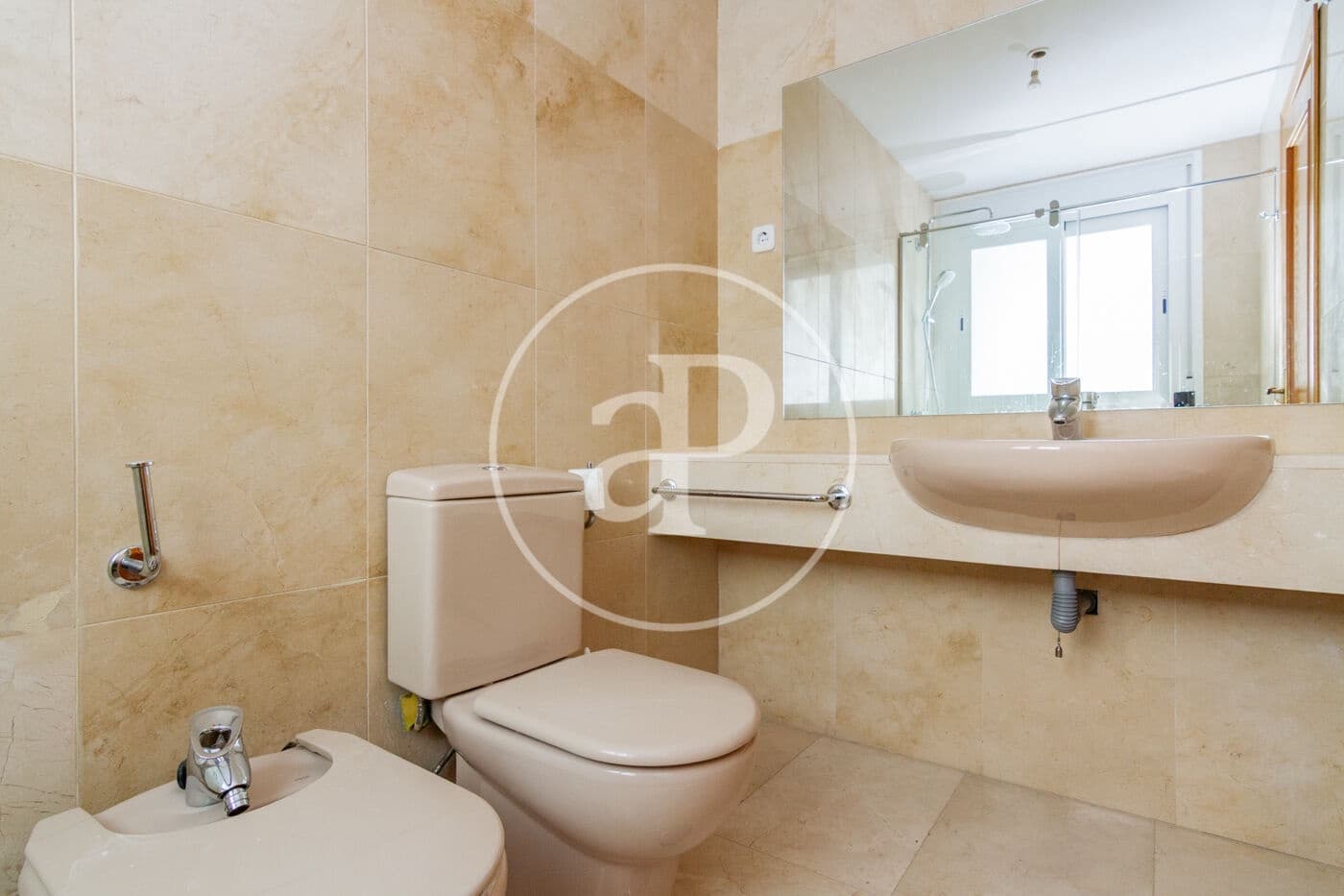 3 sypialnia Apartament do wynajęcia w Miasto Madryt z basenem - 2 500 € (Ref: 9611556)