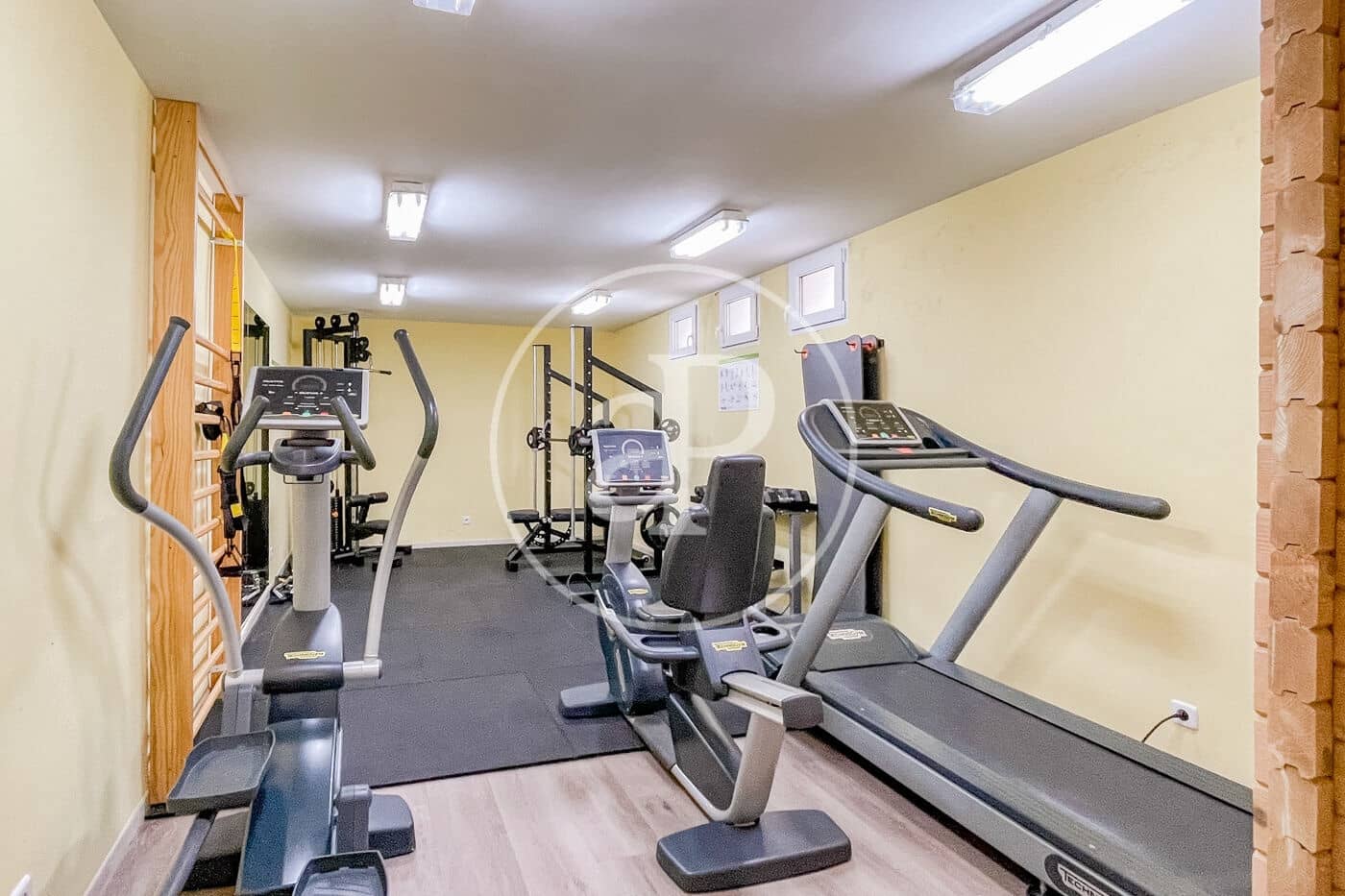 3 sypialnia Apartament do wynajęcia w Miasto Madryt z basenem - 2 500 € (Ref: 9611556)