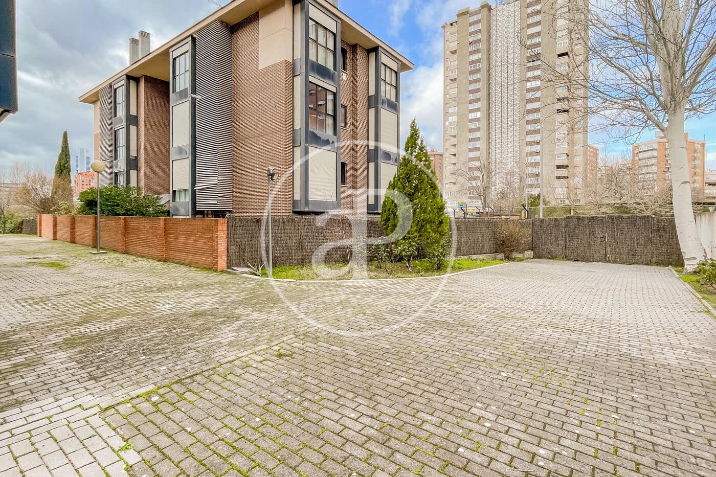 3 sypialnia Apartament do wynajęcia w Miasto Madryt z basenem - 2 500 € (Ref: 9611556)