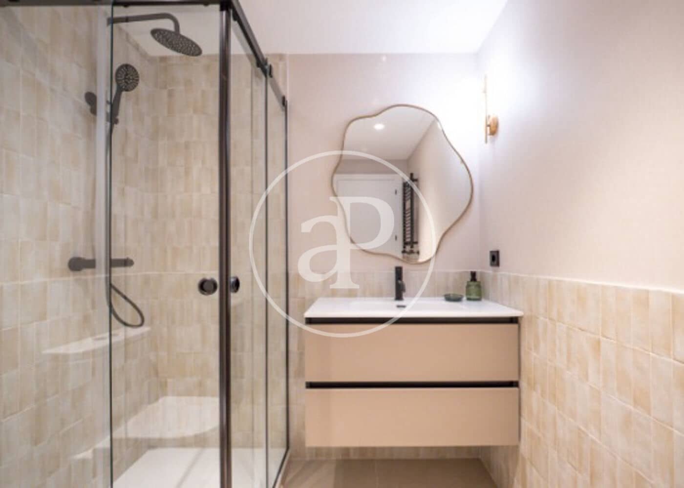 3 bedroom Apartment for sale in Madrid city - € 1,390,000 (Ref: 9616154)