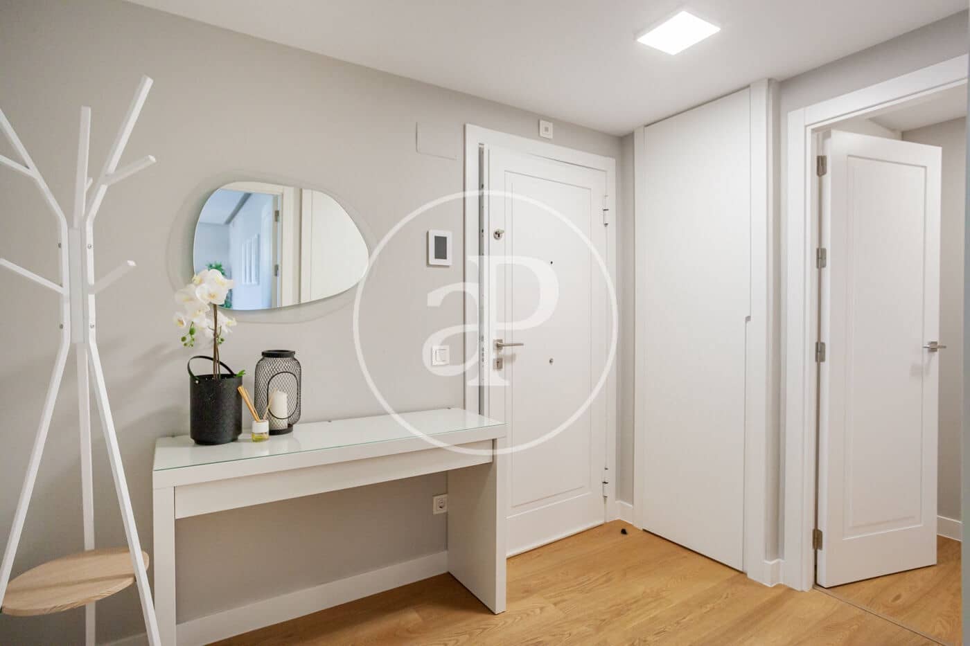 3 slaapkamer Appartement te huur in Boadilla del Monte - € 2.800 (Ref: 9616157)