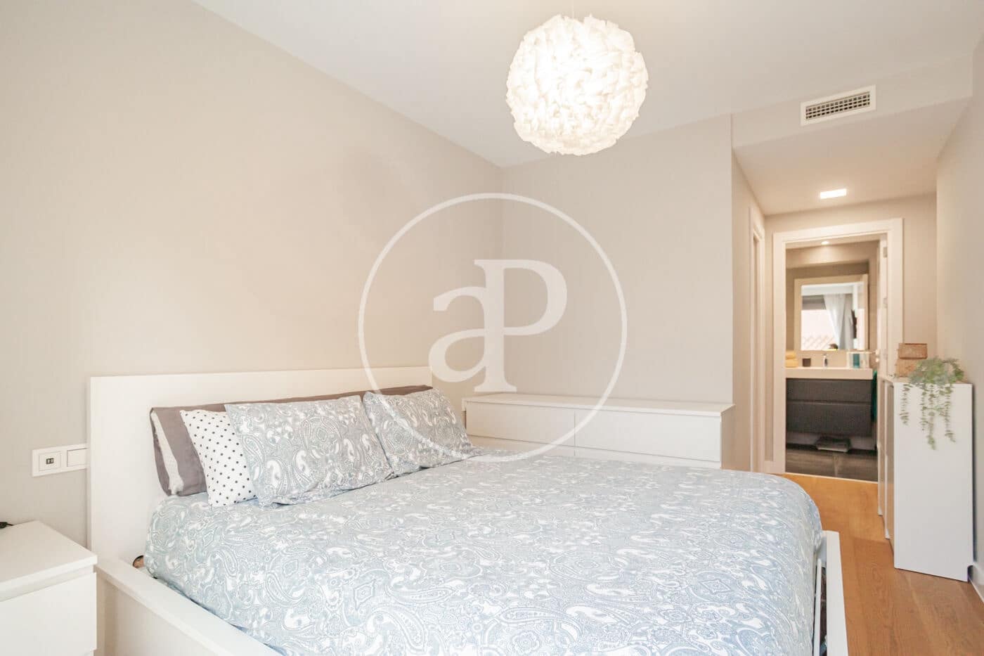 3 slaapkamer Appartement te huur in Boadilla del Monte - € 2.800 (Ref: 9616157)