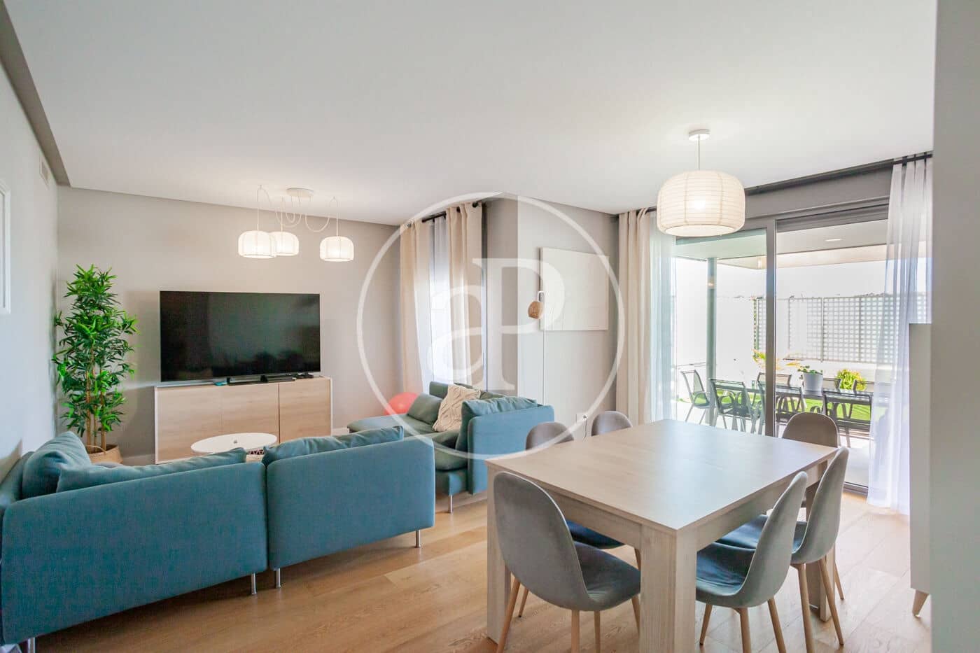 3 slaapkamer Appartement te huur in Boadilla del Monte - € 2.800 (Ref: 9616157)