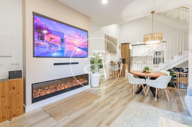 3 bedroom Villa for sale in San Sebastián de los Reyes with pool - € 755,000 (Ref: 9616158)